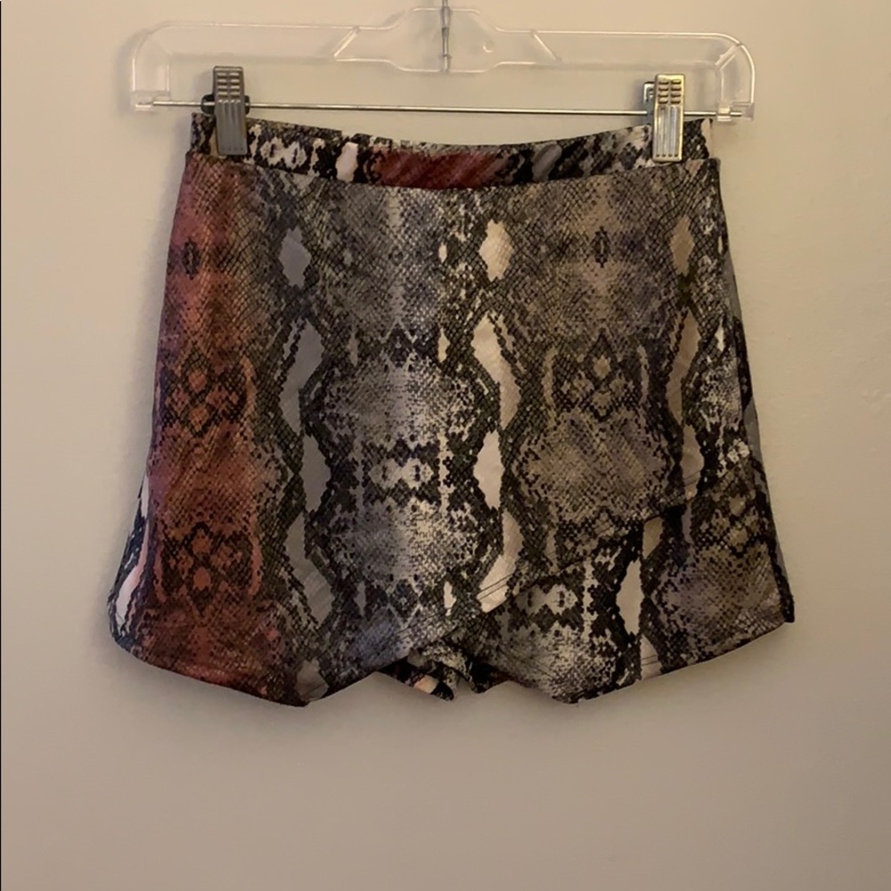 Leather multicolored skort